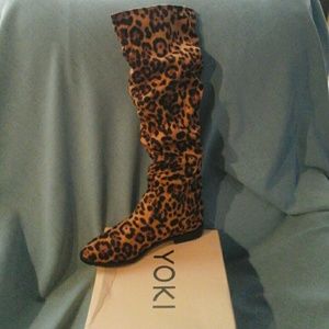 Leopard boots/low heeled